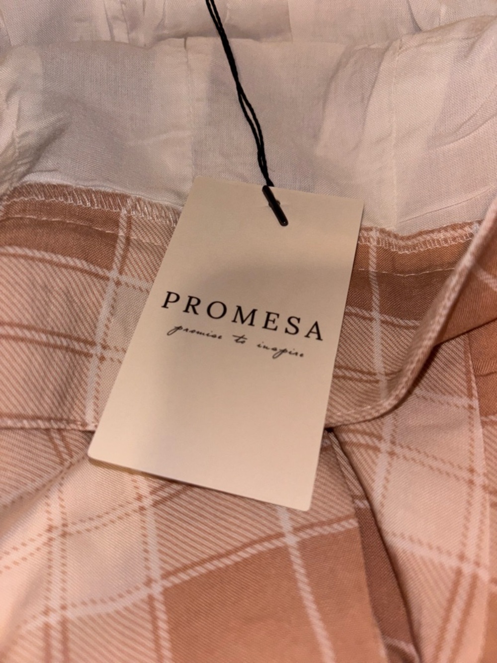 Neutral 2-Piece Set Zenana Ribbed Crop Tank + Promesa Plaid Skirt NWT Size L - Picture 7 of 9